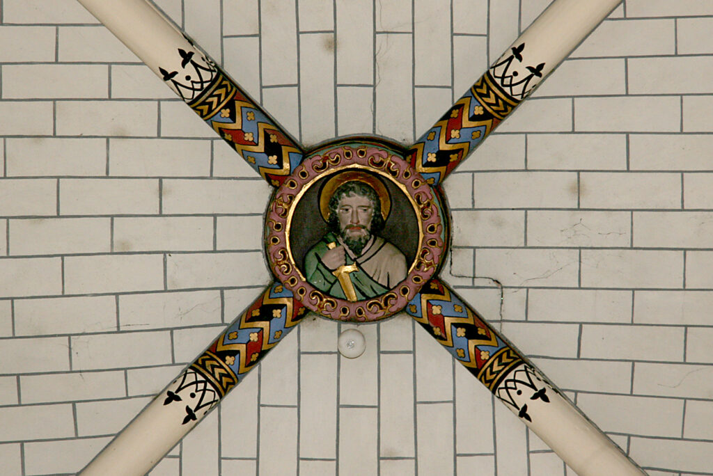 Eglise de la Possonnière - Clef de voute (3)