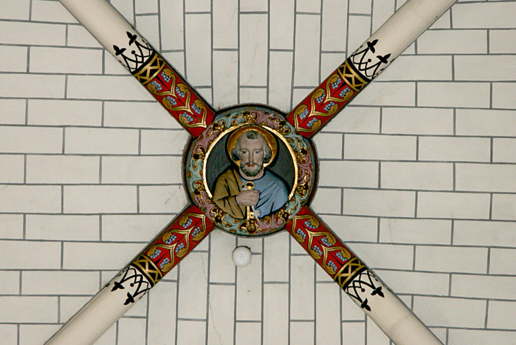 Eglise de la Possonnière - Clef de voute (6)