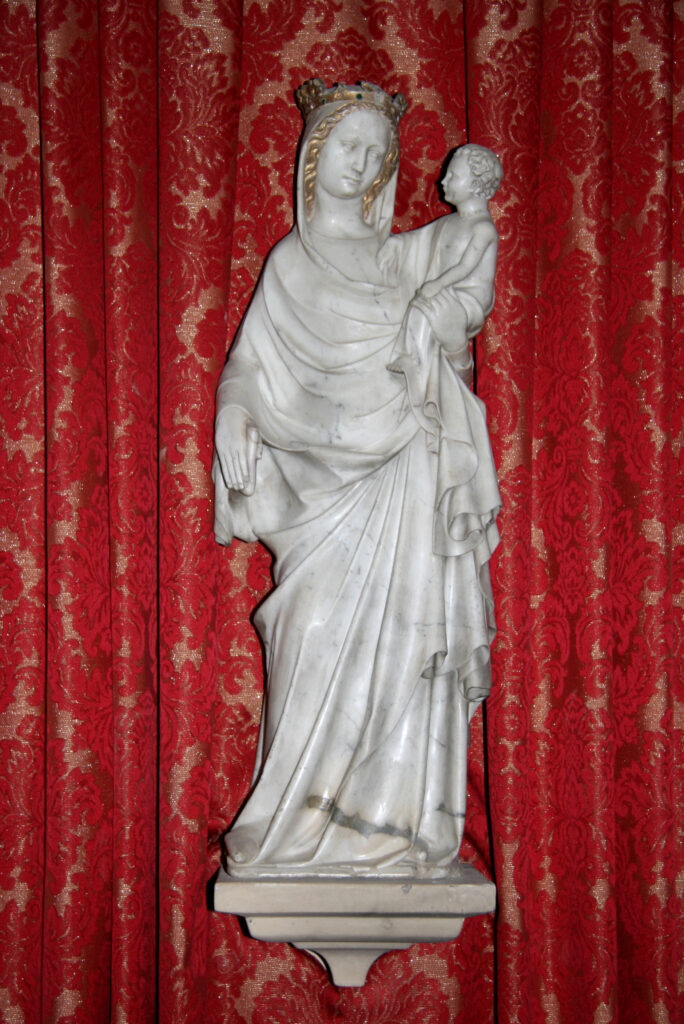 Eglise de la Possonnière - La statuaire (8)